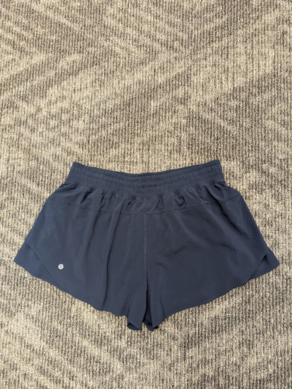 Lululemon Shake It Out High-Rise Run Short 2.5” Navy XL - Picture 4 of 14